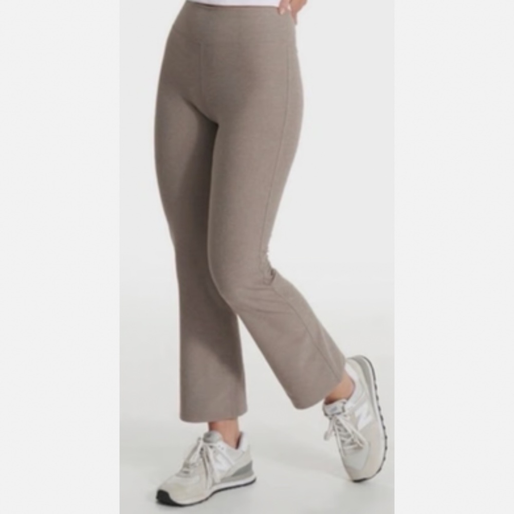 Vuori - Mid-Rise Elevation Slim Bootcut Pants Walnut Heather Size S